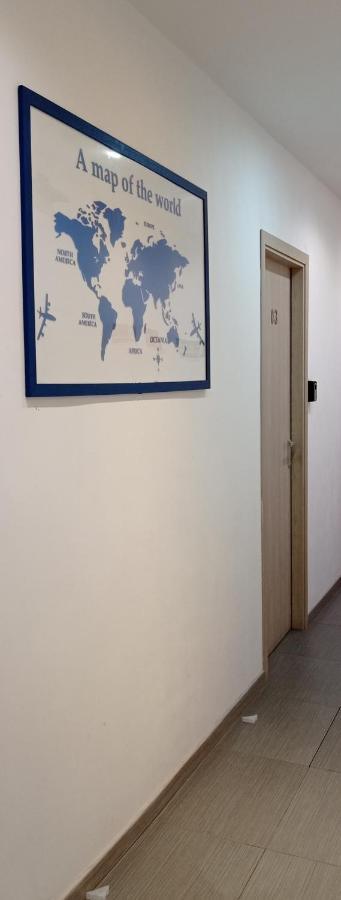 Capitolina Guest House Рим Екстер'єр фото